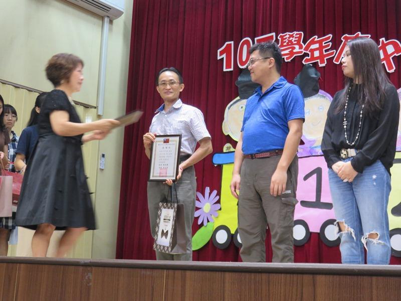 2019-06-18 6/15畢業典禮(另開新視窗/jpg檔)圖片